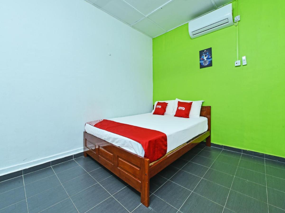 Oyo 90315 Chalet Pantai Rantau Panjang 瓜拉云冰 外观 照片