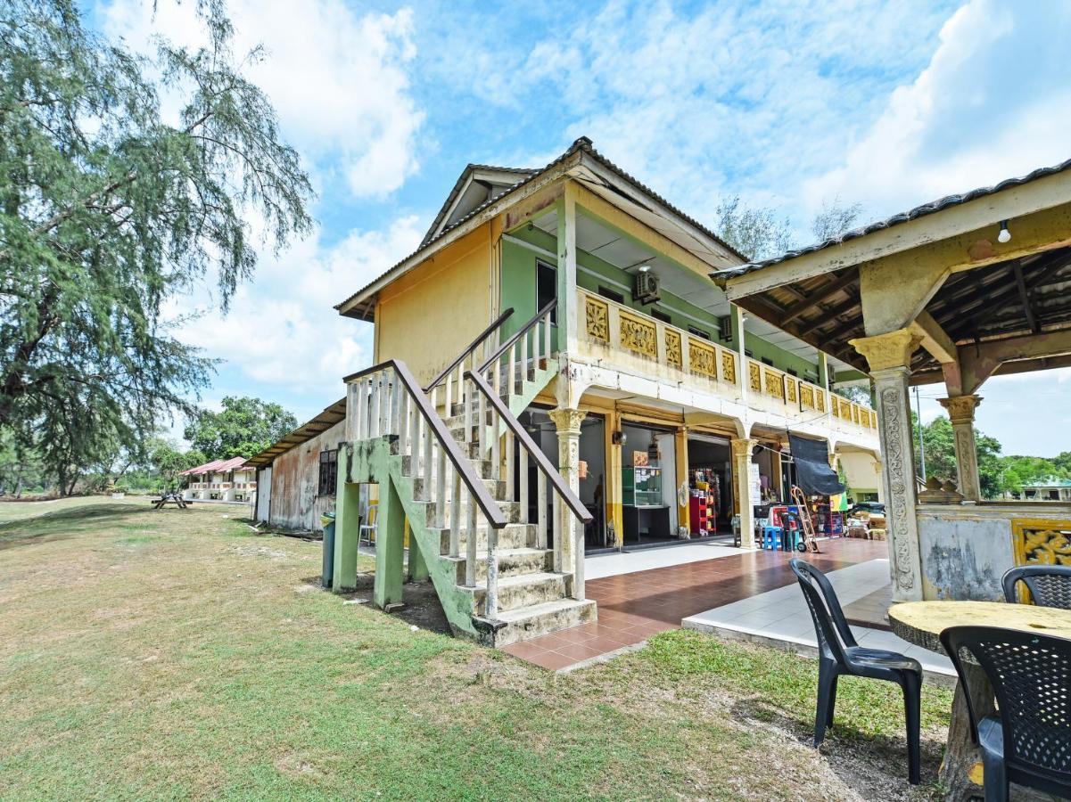 Oyo 90315 Chalet Pantai Rantau Panjang 瓜拉云冰 外观 照片