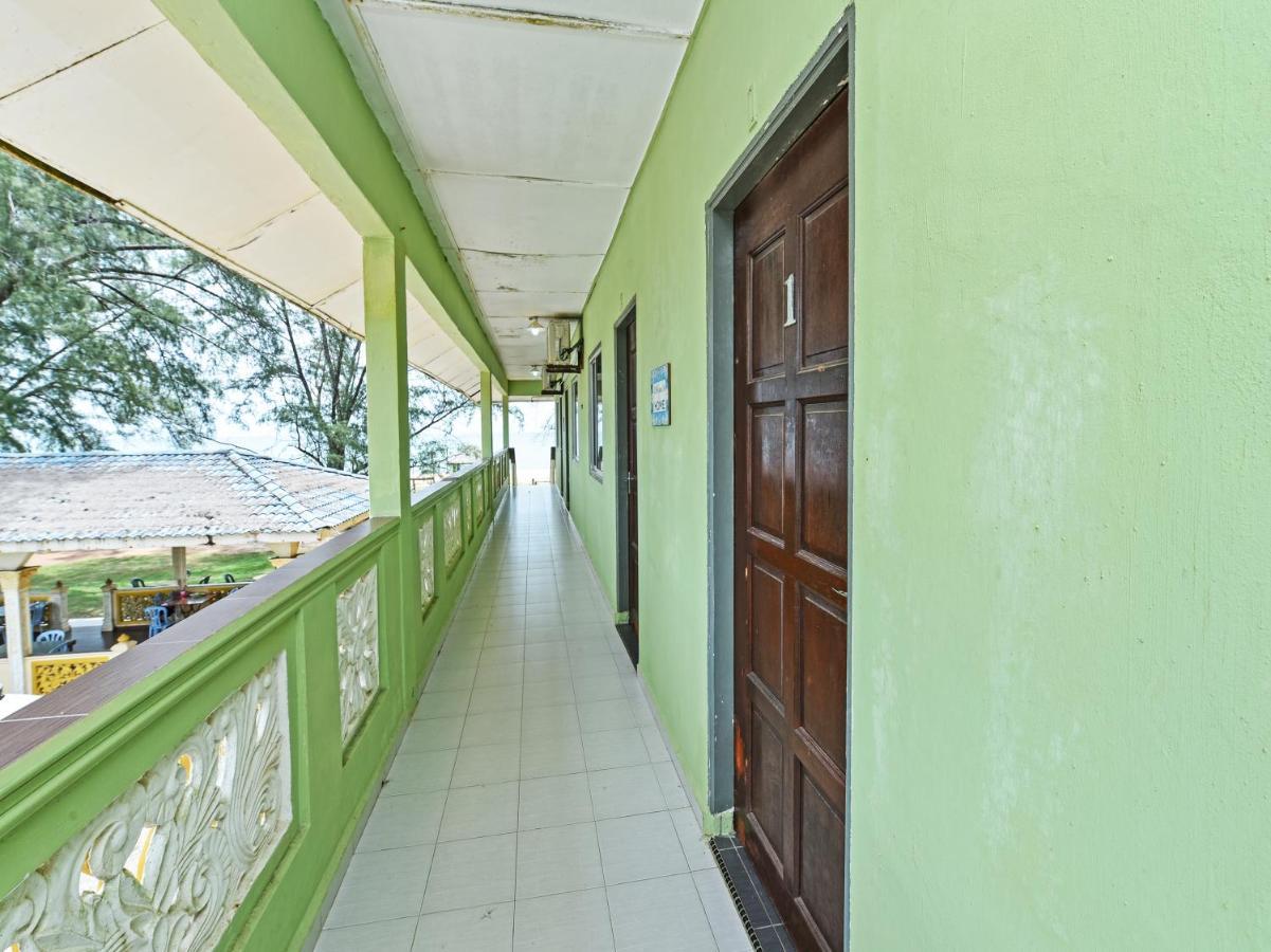 Oyo 90315 Chalet Pantai Rantau Panjang 瓜拉云冰 外观 照片