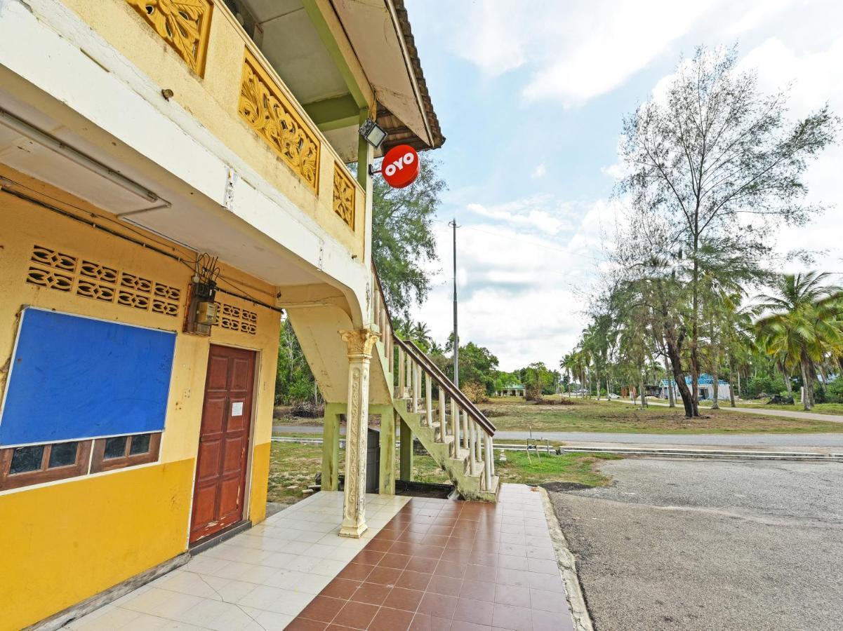 Oyo 90315 Chalet Pantai Rantau Panjang 瓜拉云冰 外观 照片