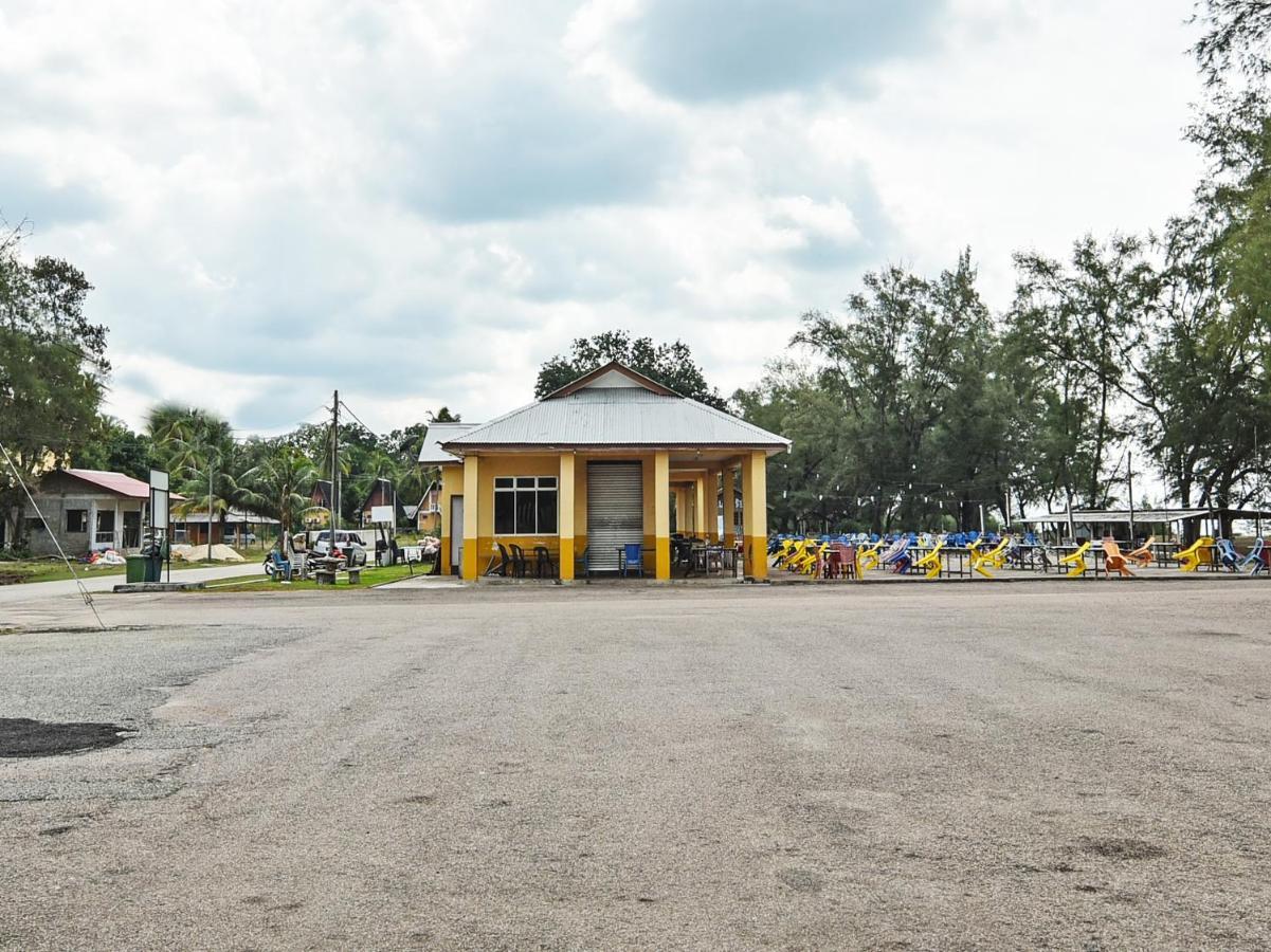 Oyo 90315 Chalet Pantai Rantau Panjang 瓜拉云冰 外观 照片