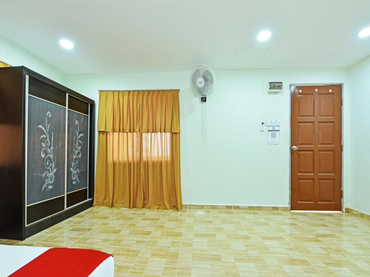 Oyo 90315 Chalet Pantai Rantau Panjang 瓜拉云冰 外观 照片